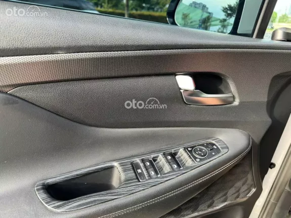 Hyundai Santa Fe 2.2 Dầu Cao cấp 2021 - Trắng ngọc trinh