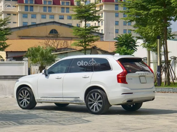 Volvo XC90 2.0 Inscription AT 4WD 2017 - Xe đẹp - giá cực kỳ hấp dẫn
