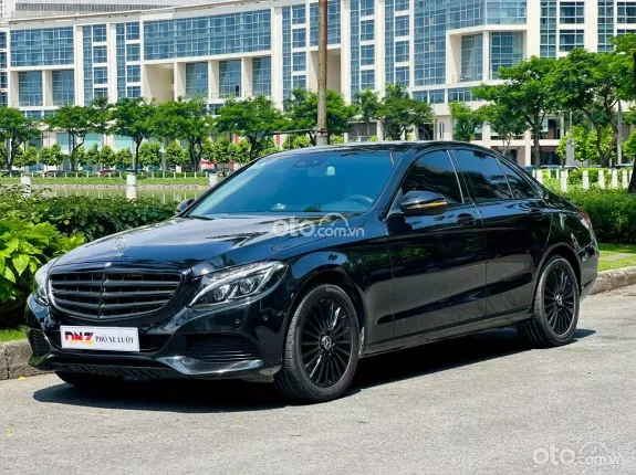 Mercedes-Benz C250 Exclusive 2017 - Full Black Edition cực ngầu