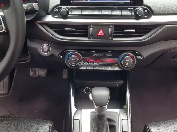 Kia Cerato 2.0 AT Premium 2021 - Kia Cerato 2.0 AT Premium 2021 - mua bán ô tô cũ uy tín tại Hà Nội