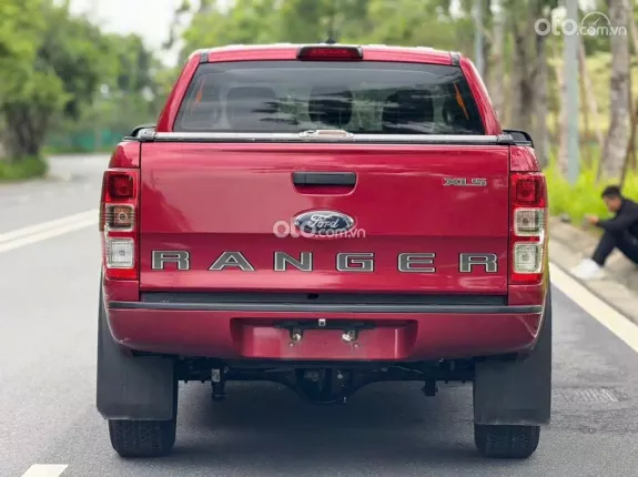 Ford Ranger XLS 2.0L 4x2 AT 2022 - Xe đẹp tại Hà Nội, chủ đi giữ gìn