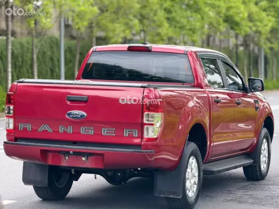 Ford Ranger XLS 2.0L 4x2 AT 2022 - Xe đẹp tại Hà Nội, chủ đi giữ gìn