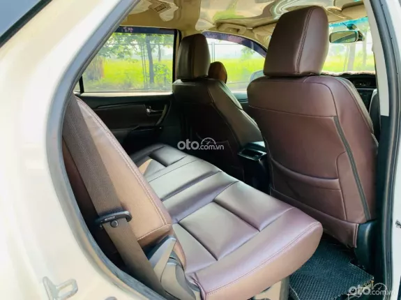 Toyota Fortuner 2.4 MT 4x2 2018 - Xe đẹp 1 chủ từ mới