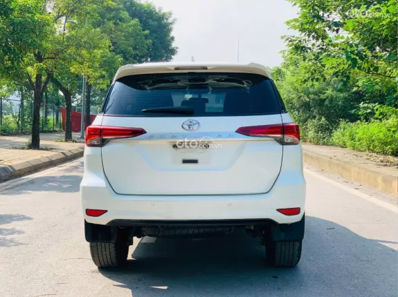 Toyota Fortuner 2.4 MT 4x2 2018 - Xe đẹp 1 chủ từ mới
