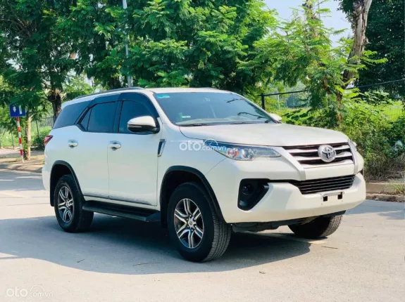 Toyota Fortuner 2.4 MT 4x2 2018 - Xe đẹp 1 chủ từ mới