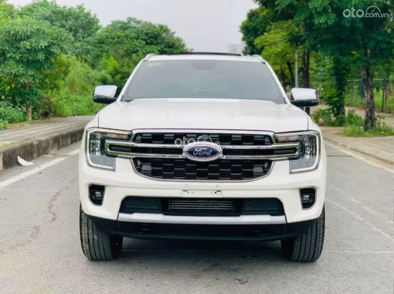 Ford Everest Titanium 2.0 AT 4x2 2022 - Xe đẹp giá tốt liên hệ em, xem xe tại Hà Nội