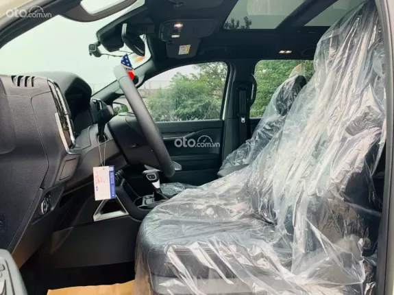 Ford Everest Titanium 2.0 AT 4x2 2022 - Xe đẹp giá tốt liên hệ em, xem xe tại Hà Nội