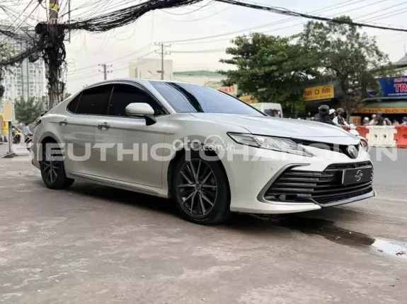 Toyota Camry 2.5Q 2021 - Xe zin nguyên bản theo hãng