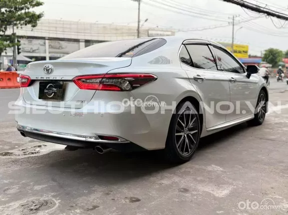 Toyota Camry 2.5Q 2021 - Xe zin nguyên bản theo hãng