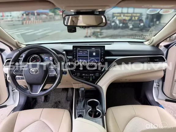 Toyota Camry 2.5Q 2021 - Xe zin nguyên bản theo hãng