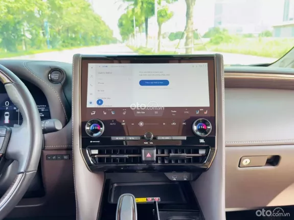 Toyota Alphard Executive Lounge 2023 - Đen kem máy xăng cực mới