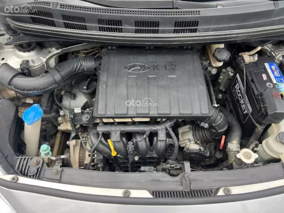 Hyundai Grand i10 Hatchback 1.2 AT 2018 - Xe chất, không lỗi nhỏ, máy số keo chỉ thân vỏ zin. Đã có màn hình,