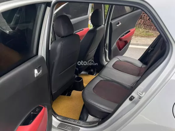 Hyundai Grand i10 Hatchback 1.2 AT 2018 - Xe chất, không lỗi nhỏ, máy số keo chỉ thân vỏ zin. Đã có màn hình,