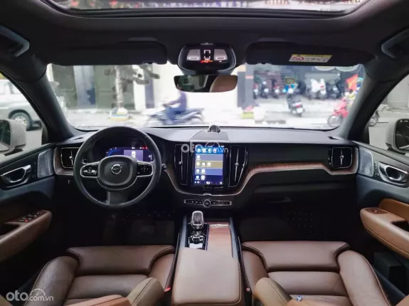 Volvo XC60 B6 AWD Inscription 2022 - Trắng Nâu