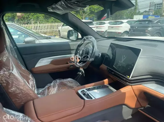 VinFast VF9 Plus 2024 - XE CHỈ BÓC NILONG ODO 27 KM - 1 CHIẾC DUY NHẤT GIẢM 300 TRIỆU SO VỚI XE MỚI