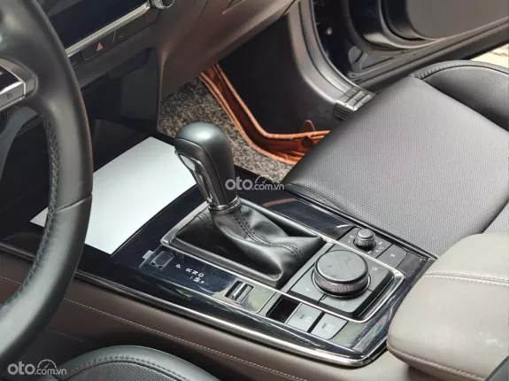 Mazda CX-30 2.0L Luxury 2022 - 600 triệu