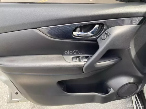 Nissan X trail 2.0 SL 2WD Premium 2017 - Tư nhân biển Hà Nội. Xe đẹp chất như xe mới