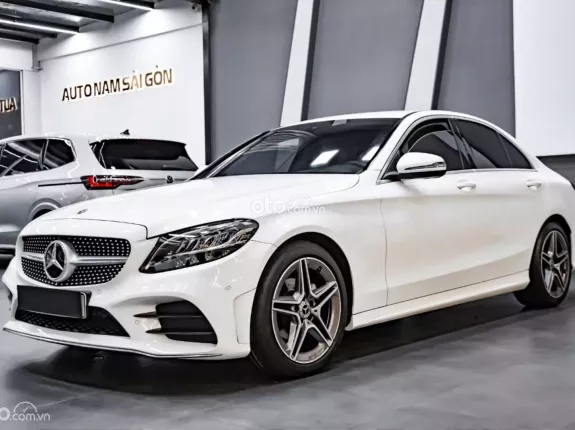 Mercedes-Benz C180 AMG 2021 - Xe cũ giá tốt, hỗ trợ vay ngân hàng