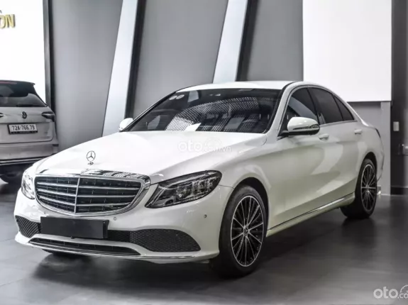 Mercedes-Benz C200 Exclusive 2020 - Model 2021 Full bảo dưỡng - Ưu đãi giá tốt liên hệ em Tùng
