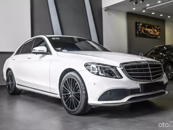 Mercedes-Benz C200 Exclusive 2020 - Model 2021 Full bảo dưỡng - Ưu đãi giá tốt liên hệ em Tùng