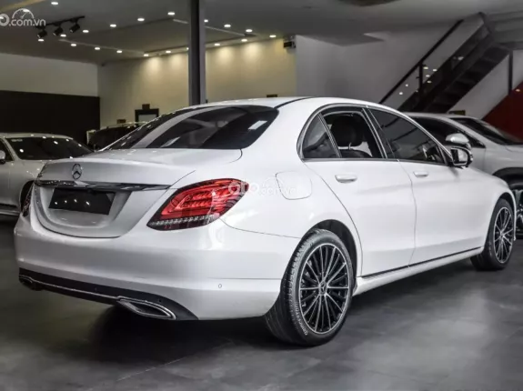 Mercedes-Benz C200 Exclusive 2020 - Model 2021 Full bảo dưỡng - Ưu đãi giá tốt liên hệ em Tùng