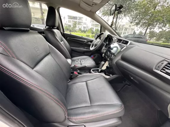 Honda Jazz V 2018 - Honda Jazz 1.5V sx2018 chạy 7vạn siêu đẹp