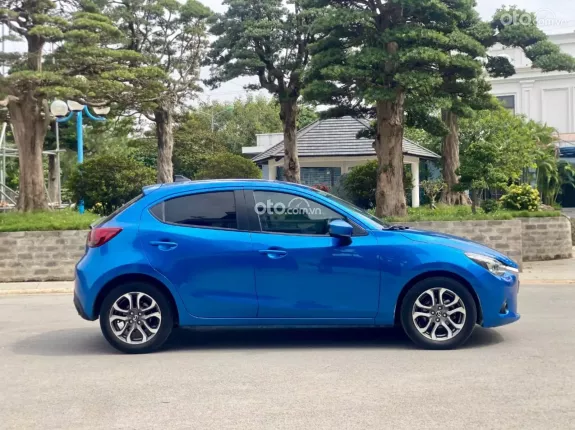 Mazda 2 1.5AT 2015 - Mazda2 1.5AT 2015 Hatback
