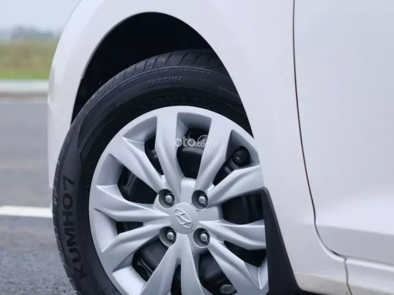 Hyundai Accent 1.4 MT 2022 - Cam kết xe ngoại hình đẹp, không đâm đụng