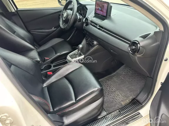 Mazda 2 2022 - Xe trang bị tiện nghi, đủ hồ sơ sang tên