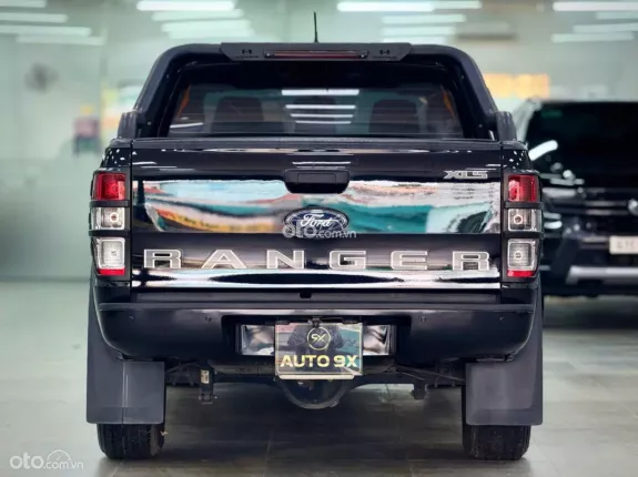 Ford Ranger XLS 2.2 4x2 AT 2019 - Xe lướt nhập khẩu nguyên chiếc từ Thái Lan