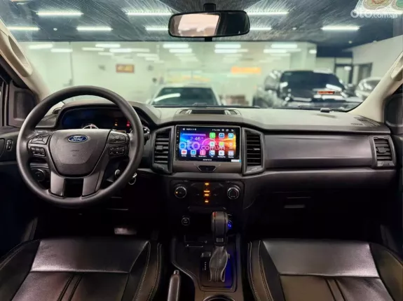 Ford Ranger XLS 2.2 4x2 AT 2019 - Xe lướt nhập khẩu nguyên chiếc từ Thái Lan