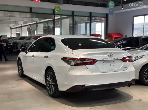 Toyota Camry 2.0Q 2022 - Quá đẹp - BH chính hãng Toyota Sure
