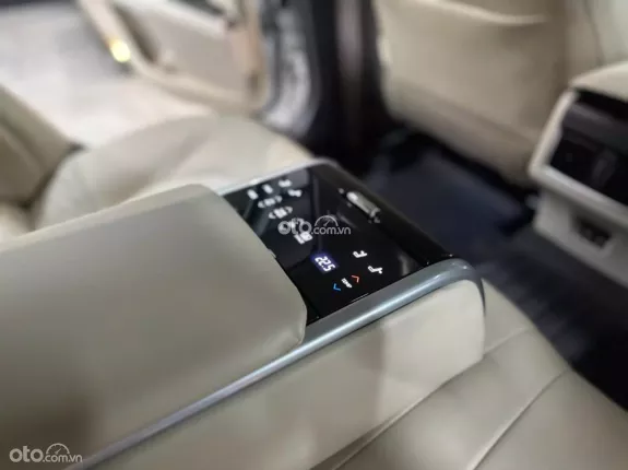 Toyota Camry 2.0Q 2022 - Quá đẹp - BH chính hãng Toyota Sure