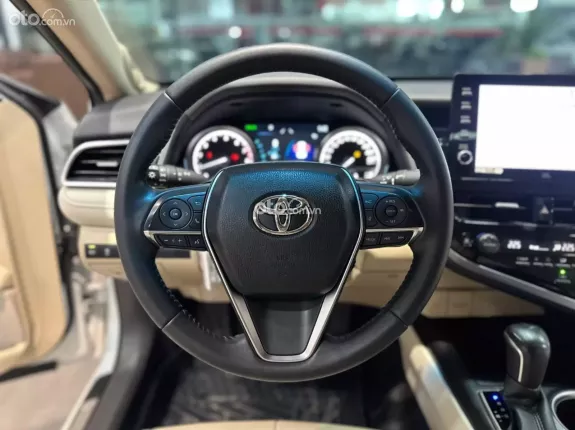 Toyota Camry 2.0Q 2022 - Quá đẹp - BH chính hãng Toyota Sure