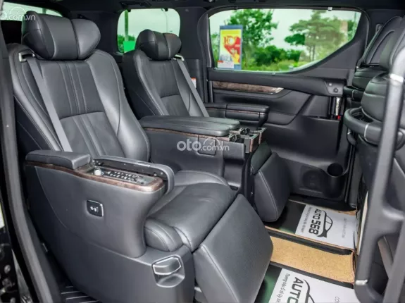 Toyota Alphard Executive Lounge 2019 - Toyota Alphard Executive Lounge 2019
