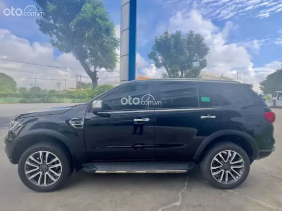 Ford Everest 2.0L ST5 6AT 2WD Titanium 2021 - Xe cá nhân một đời chủ, bảo hành đầy đủ