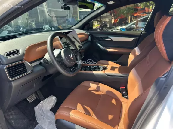 VinFast VF8 Eco 2022 - GF giá chưa trừ xăng điện