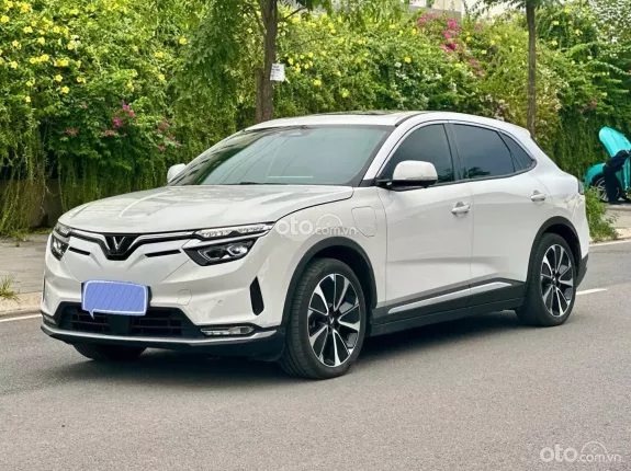 VinFast VF8 Plus 2022 - GF giá chưa trừ xăng điện odo 4v3