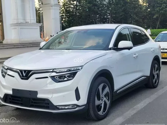 VinFast VF8 2022 - GF eco Pin SDI N3 giá chưa trừ xăng điện - trừ còn 5xx