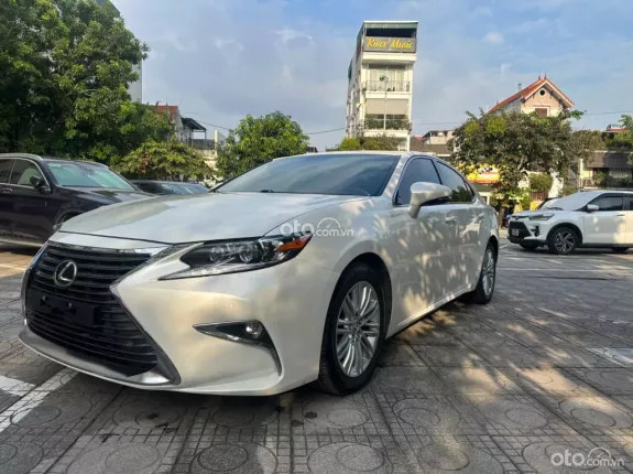 Lexus ES 250 F-Sport 2016 - Lexus ES250 sx 2016 -Nhập Nhật nguyên chiếc. Xe đẹp như mới