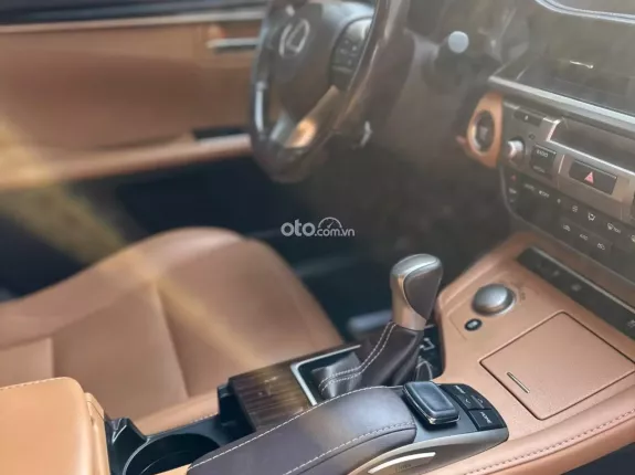 Lexus ES 250 F-Sport 2016 - Lexus ES250 sx 2016 -Nhập Nhật nguyên chiếc. Xe đẹp như mới