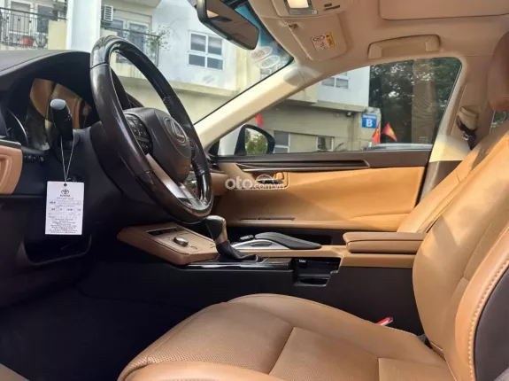 Lexus ES 250 F-Sport 2016 - Lexus ES250 sx 2016 -Nhập Nhật nguyên chiếc. Xe đẹp như mới