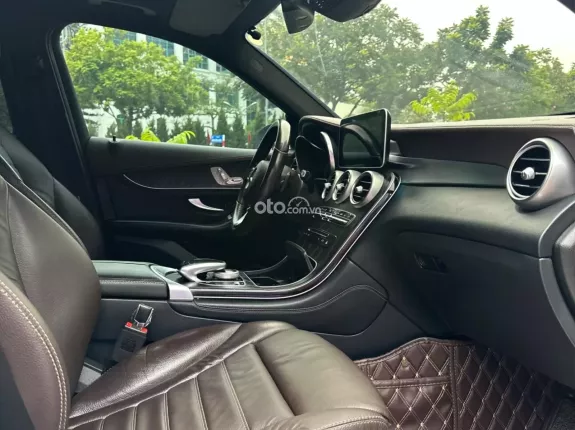Mercedes-Benz GLC 300 4Matic 2018 - Mercedea GLC300-4Matic sx 2018-Xe đẹp xuất sắc