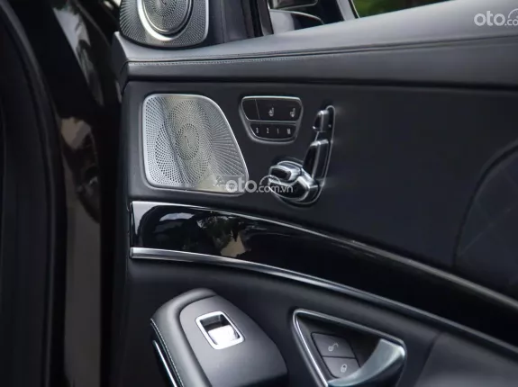 Mercedes-Benz S450 4Matic Luxury 2017 - Xe có xuất hóa đơn công ty