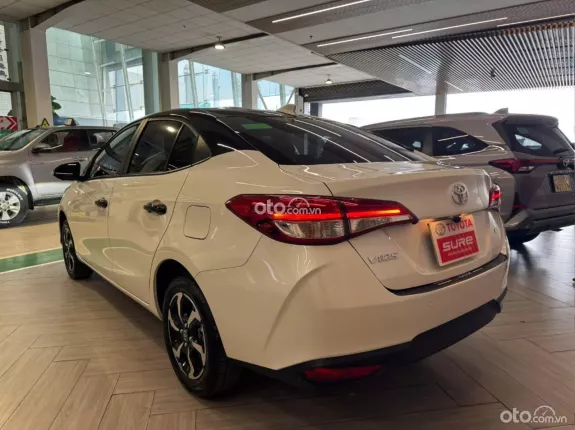 Toyota Vios 1.5 E CVT 2024 - Giá 446 triệu