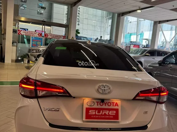 Toyota Vios 1.5 E CVT 2024 - Giá 446 triệu