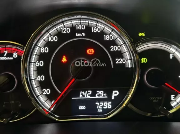 Toyota Vios 1.5 E CVT 2024 - Giá 446 triệu