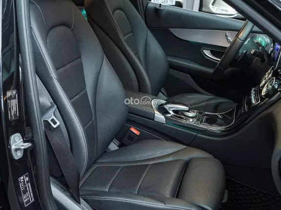 Mercedes-Benz C180 AMG 2020 - Giá chỉ hơn 8 đồng sở hữu em Merc siêu mê