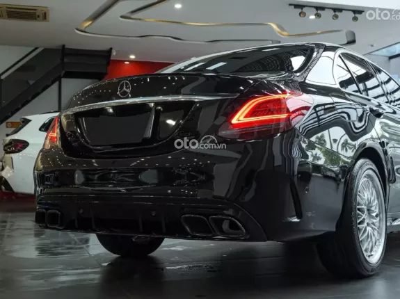 Mercedes-Benz C180 AMG 2020 - Giá chỉ hơn 8 đồng sở hữu em Merc siêu mê