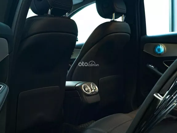 Mercedes-Benz C180 AMG 2020 - Giá chỉ hơn 8 đồng sở hữu em Merc siêu mê